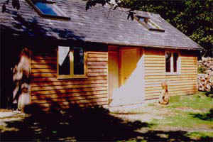 Studio outside.jpg (20564 bytes)